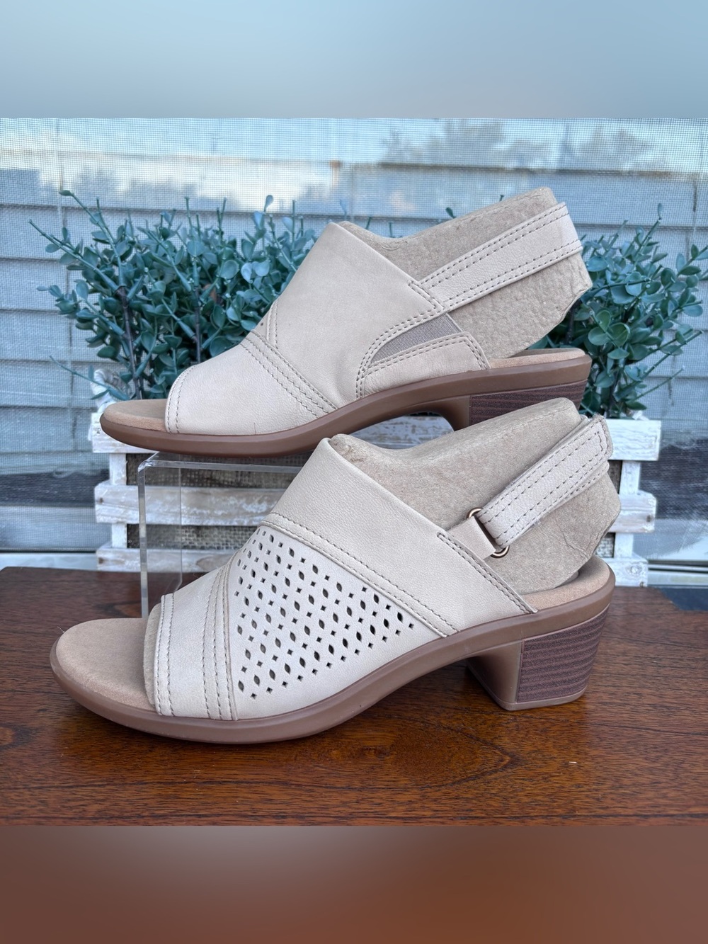 Clarks Collection Emily2 Mist Block Heel Sandal